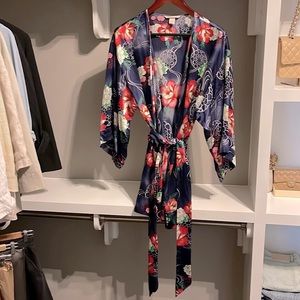 Victorias Secret 100% Silk Robe